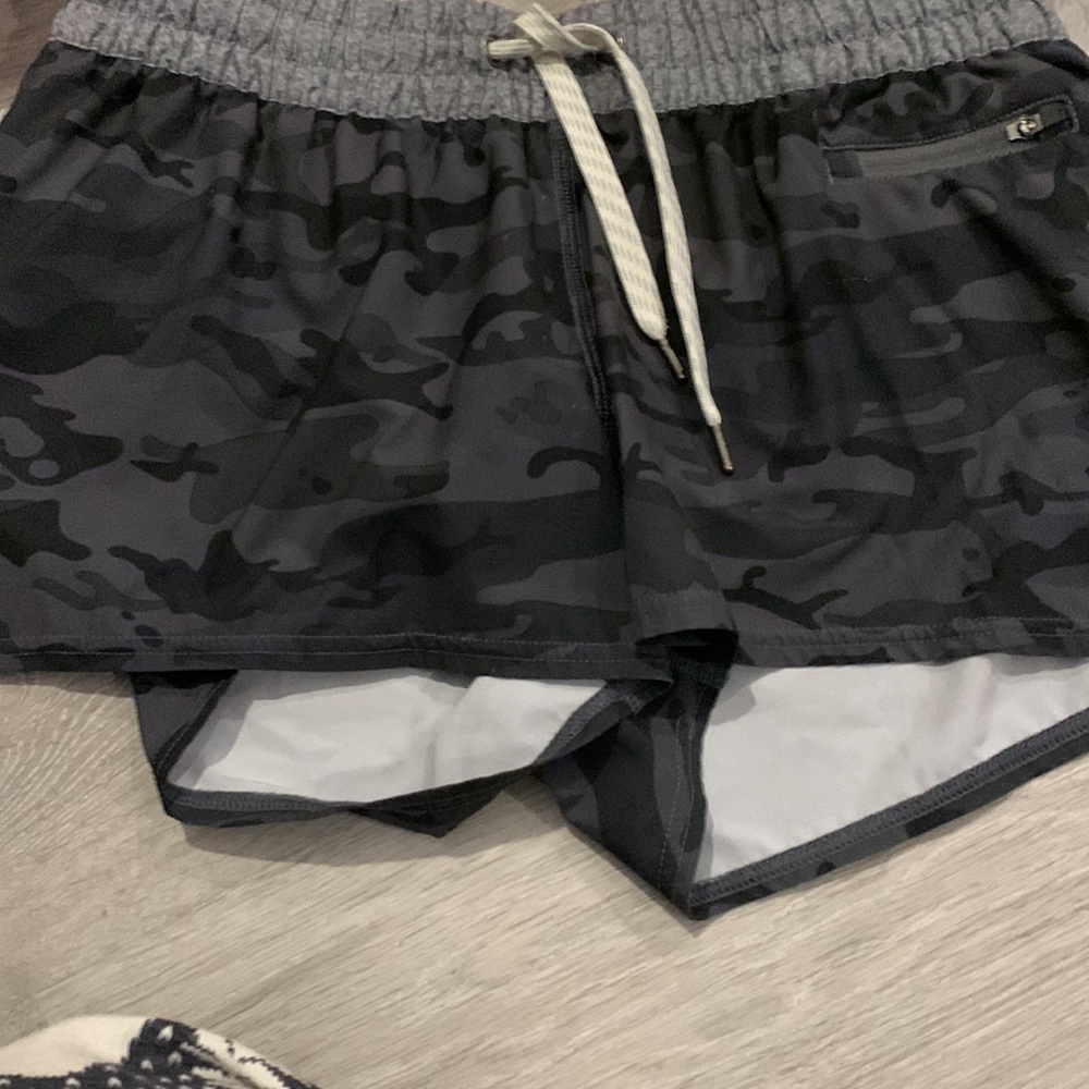 Vuori Women's Vintage Ripstop Short